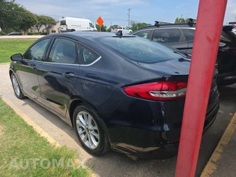 2020 Ford Fusion SE - miniatura 6