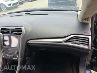 2020 Ford Fusion SE – miniatura 19