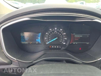2020 Ford Fusion SE – miniatura 9