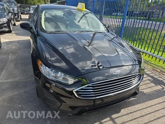 2020 Ford Fusion SE – miniatura 2