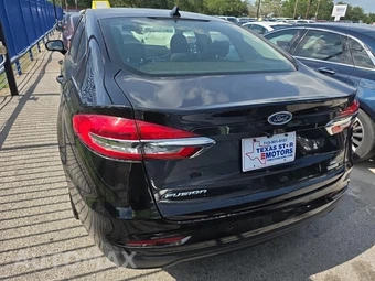 2020 Ford Fusion SE – miniatura 5