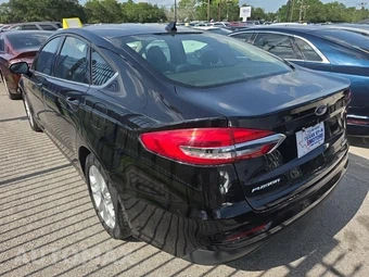 2020 Ford Fusion SE – miniatura 6