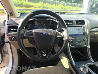 2020 Ford Fusion SE – miniatura 10