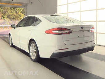 2020 Ford Fusion SE – miniatura 6