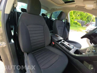 2020 Ford Fusion SE – miniatura 14