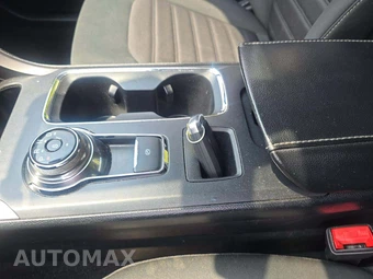 2020 Ford Fusion SE - miniatura 8