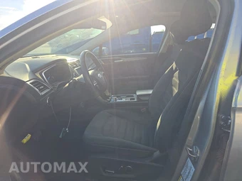 2020 Ford Fusion SE - miniatura 13