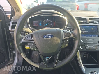2020 Ford Fusion SE - miniatura 16