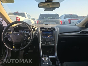 2020 Ford Fusion SE - miniatura 17