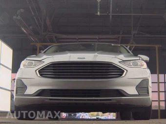 2020 Ford Fusion SE - miniatura 3