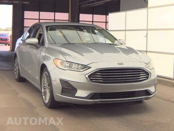 2020 Ford Fusion SE - miniatura 4