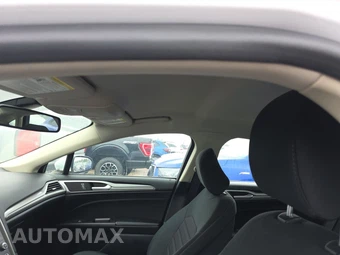 2020 Ford Fusion SE - miniatura 19