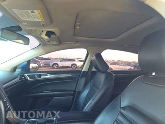 2020 Ford Fusion SEL – miniatura 18