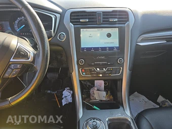 2020 Ford Fusion SEL - miniatura 11