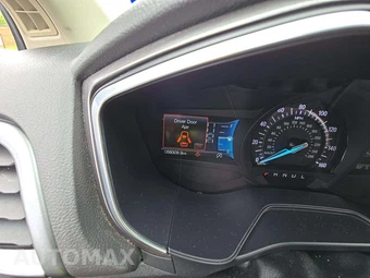 2020 Ford Fusion SEL - miniatura 9