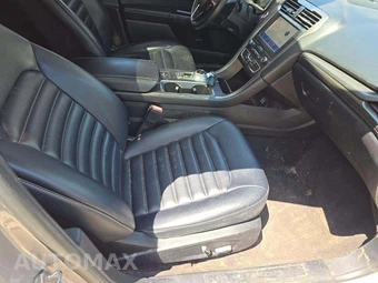 2020 Ford Fusion SEL – miniatura 18