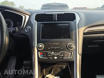 2020 Ford Fusion SEL - miniatura 11