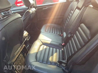 2020 Ford Fusion SEL - miniatura 13