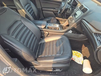 2020 Ford Fusion SEL - miniatura 8
