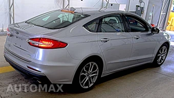 2020 Ford Fusion SEL - miniatura 4