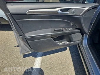 2020 Ford Fusion SEL - miniatura 9