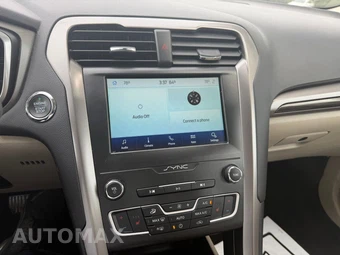 2020 Ford Fusion SEL - miniatura 13