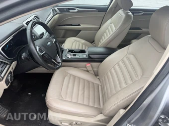 2020 Ford Fusion SEL - miniatura 9