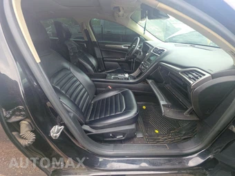 2020 Ford Fusion SEL - miniatura 8