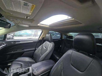 2020 Ford Fusion Titanium – miniatura 11