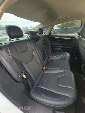 2020 Ford Fusion Titanium – miniatura 16