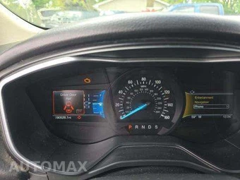 2020 Ford Fusion Titanium – miniatura 9