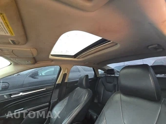2020 Ford Fusion Titanium – miniatura 17