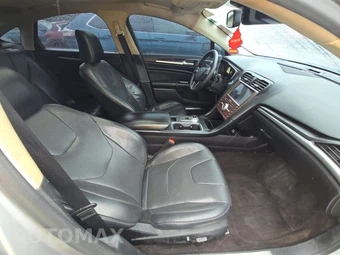 2020 Ford Fusion Titanium – miniatura 8