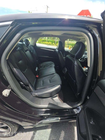 2020 Ford Fusion Titanium - miniatura 13
