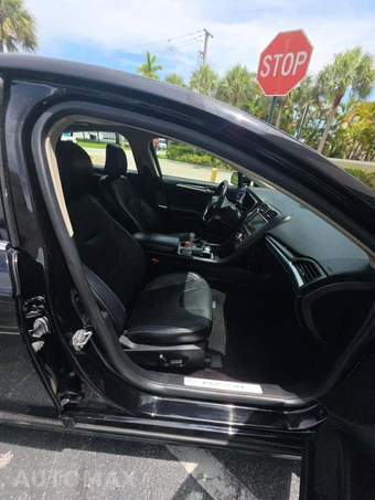 2020 Ford Fusion Titanium - miniatura 15