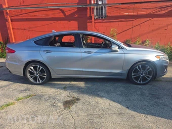 2020 Ford Fusion Titanium – miniatura 4