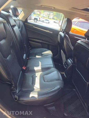 2020 Ford Fusion Titanium – miniatura 16
