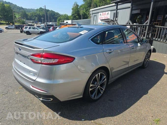 2020 Ford Fusion Titanium – miniatura 3