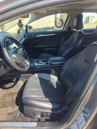 2020 Ford Fusion Titanium – miniatura 6