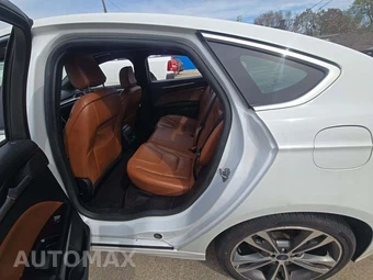 2020 Ford Fusion Titanium – miniatura 10