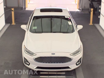 2020 Ford Fusion Titanium – miniatura 2