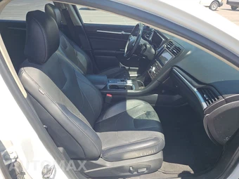 2020 Ford Fusion Titanium – miniatura 8