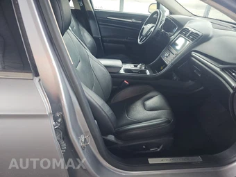 2020 Ford Fusion Titanium – miniatura 8