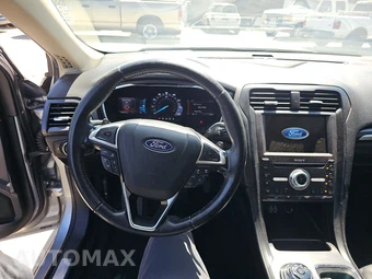2020 Ford Fusion Titanium - miniatura 10