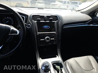 2020 Ford Fusion Titanium - miniatura 11