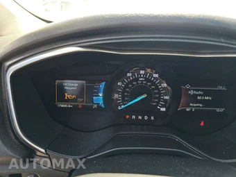 2020 Ford Fusion Titanium - miniatura 12