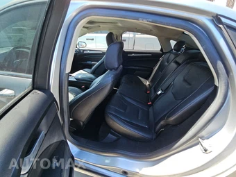2020 Ford Fusion Titanium - miniatura 13