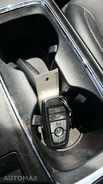 2020 Ford Fusion Titanium - miniatura 20