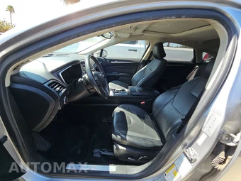 2020 Ford Fusion Titanium - miniatura 7