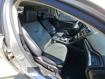2020 Ford Fusion Titanium - miniatura 8